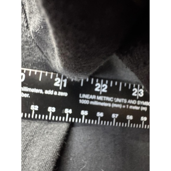 TLC Shirt Mens Medium Black Graphic Concert Tour R&B Hip Hop Band Tee Music - Picture 6 of 6